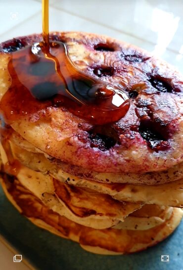 przepis na pancakes z borówkami