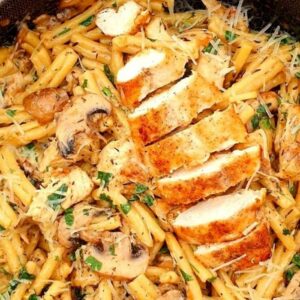 creamy chicken mushroom pasta